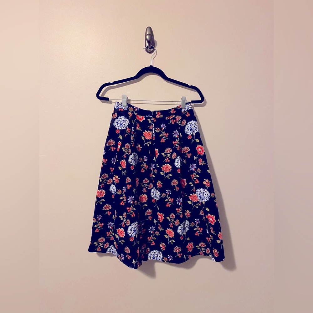 Forever 21 Pleated Floral Midi Skirt